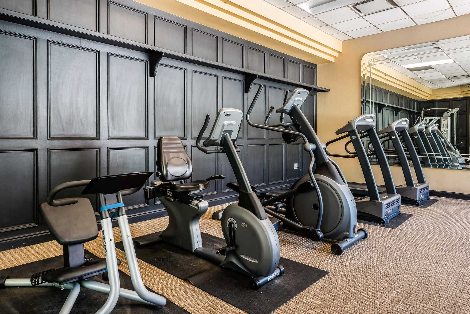 Clarion Hotel & Conference Center コロラドスプリングス 設備 写真