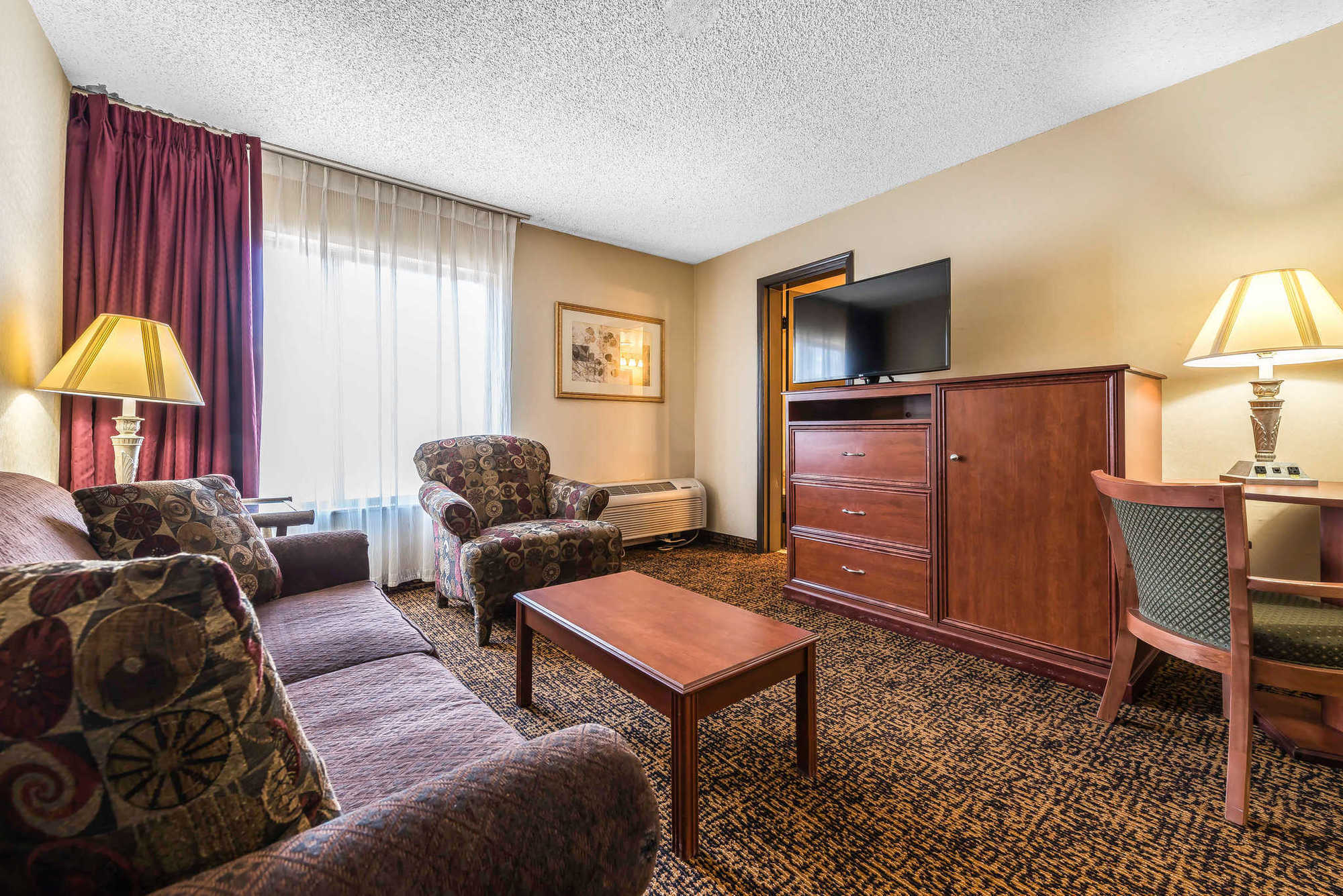 Clarion Hotel & Conference Center コロラドスプリングス 部屋 写真